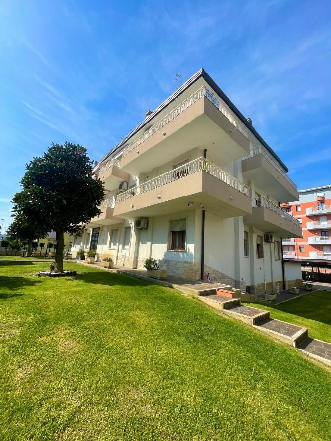 Palazzina Del Sole Villa Sottomarina Eksteriør billede