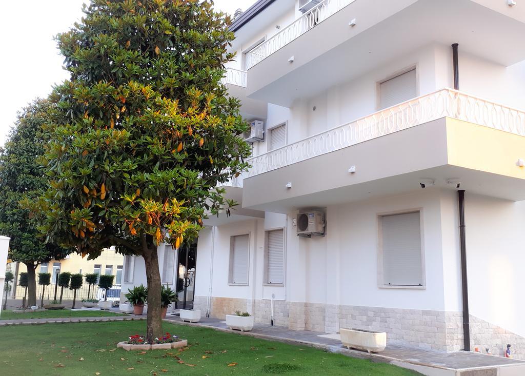 Palazzina Del Sole Villa Sottomarina Eksteriør billede